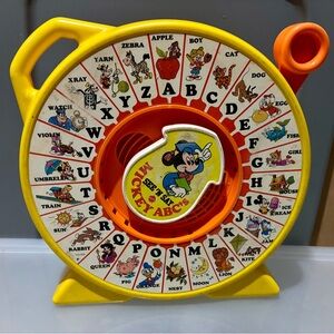 Vintage 1989 Disney Spin and Say